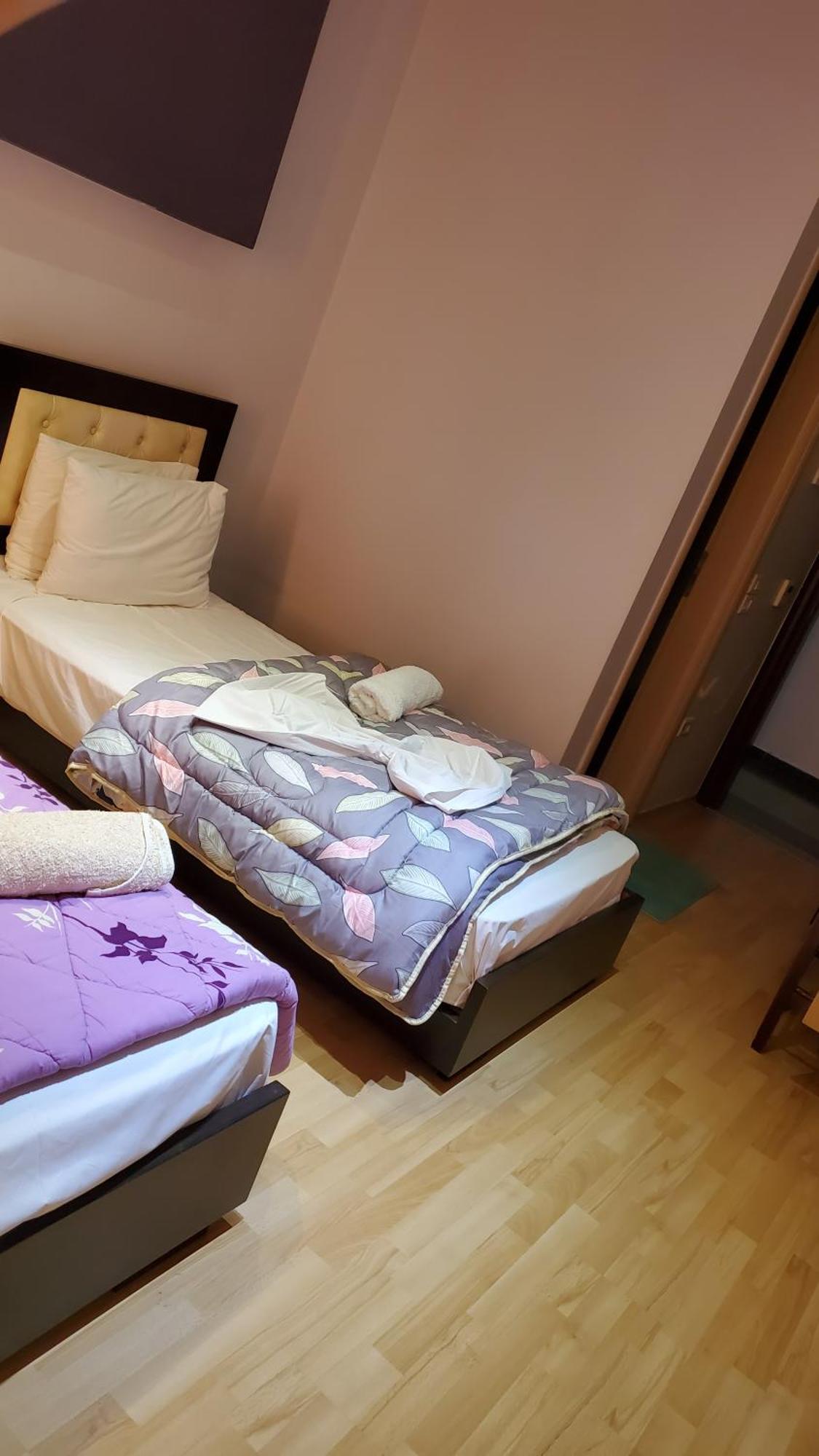 Hotel Shehu ジロカストラ エクステリア 写真