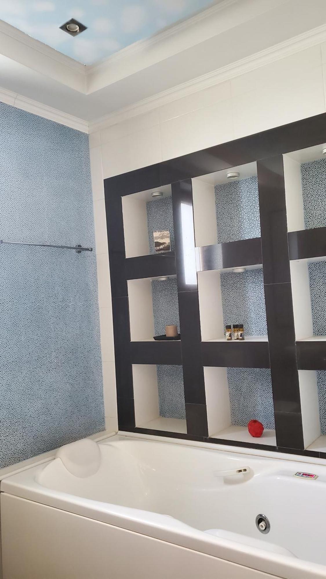 Hotel Shehu ジロカストラ エクステリア 写真