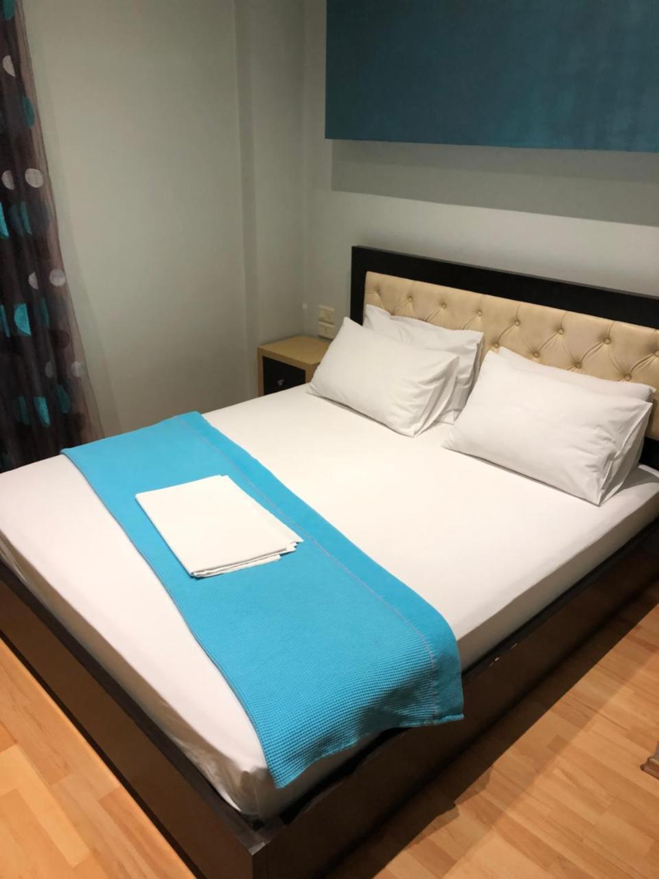 Hotel Shehu ジロカストラ エクステリア 写真