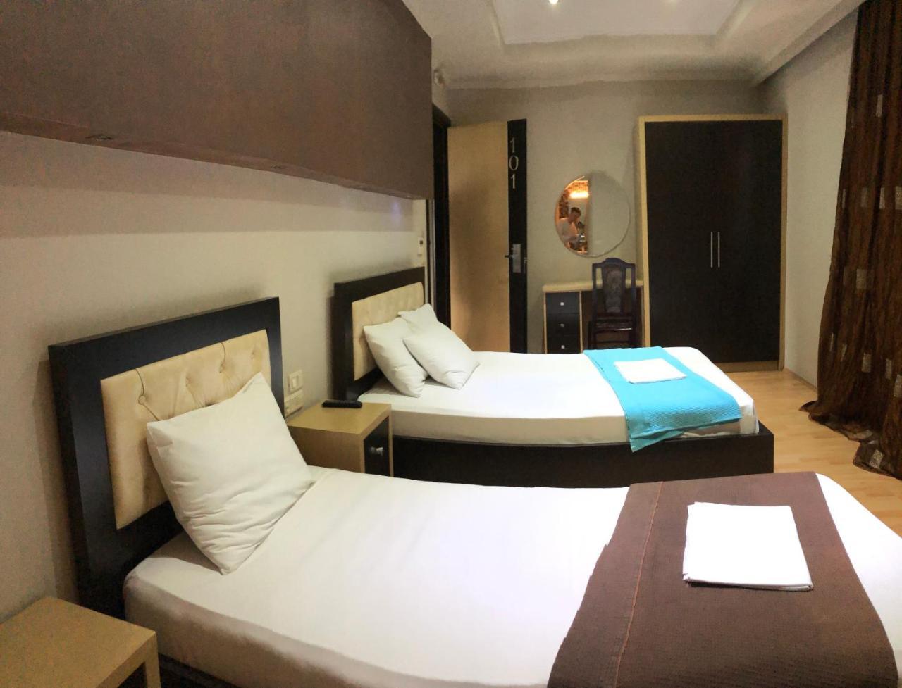 Hotel Shehu ジロカストラ エクステリア 写真
