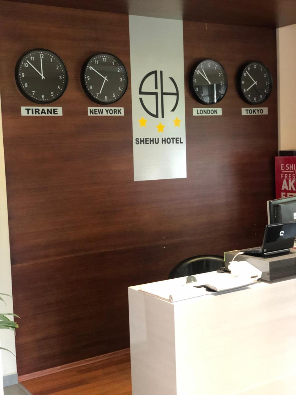 Hotel Shehu ジロカストラ エクステリア 写真